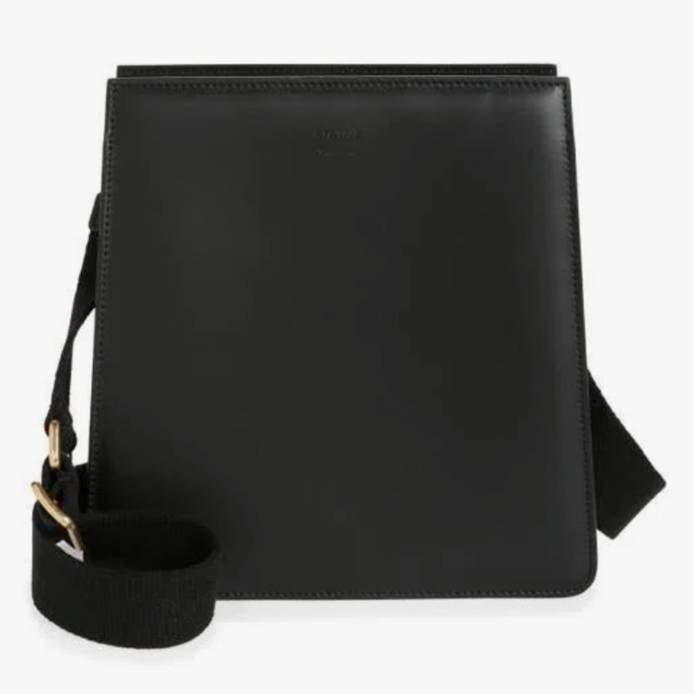 FRAME Le Signature Bucket Bag with Crossbody Strap